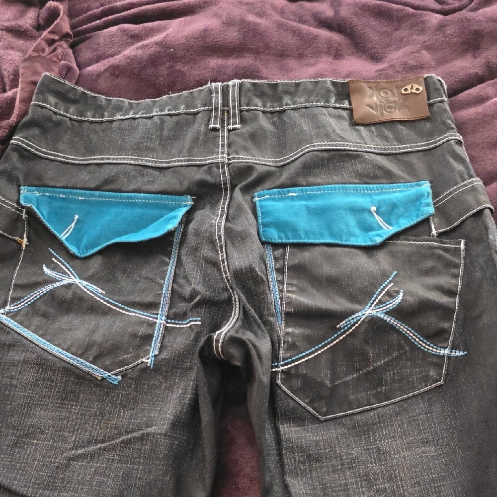 Jeans - Picture 6 of 10